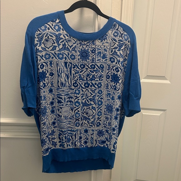 Ann Taylor Blue Patterned Women's Top - Picture 1 of 7